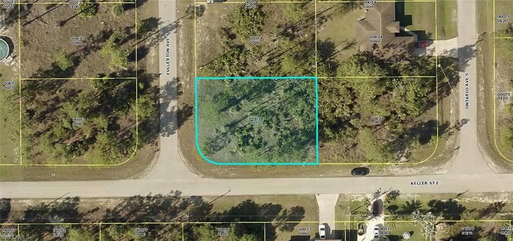 815 Fullerton AVE S LEHIGH ACRES, FL 33974