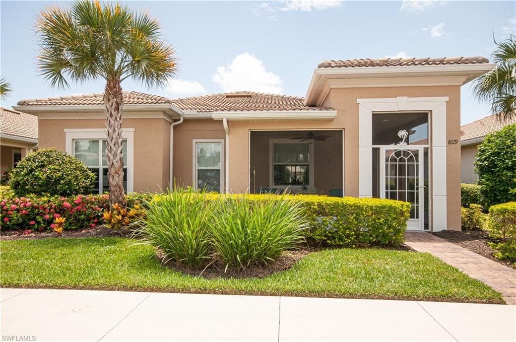 8119 Sorrento LN NAPLES, FL 34114