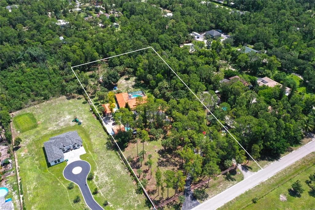 3795 27th AVE SW NAPLES, FL 34117