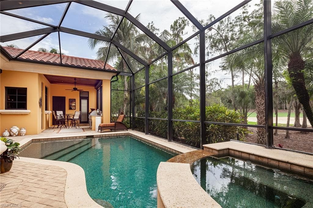 2928 Tiburon BLVD E NAPLES, FL 34109