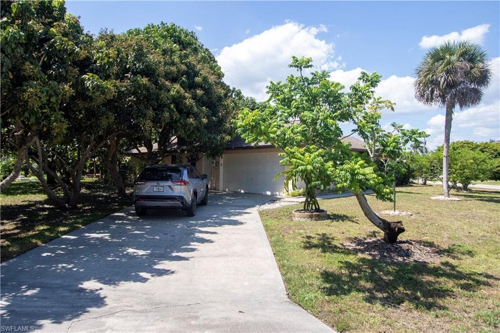 2225 SE 2nd ST CAPE CORAL, FL 33990