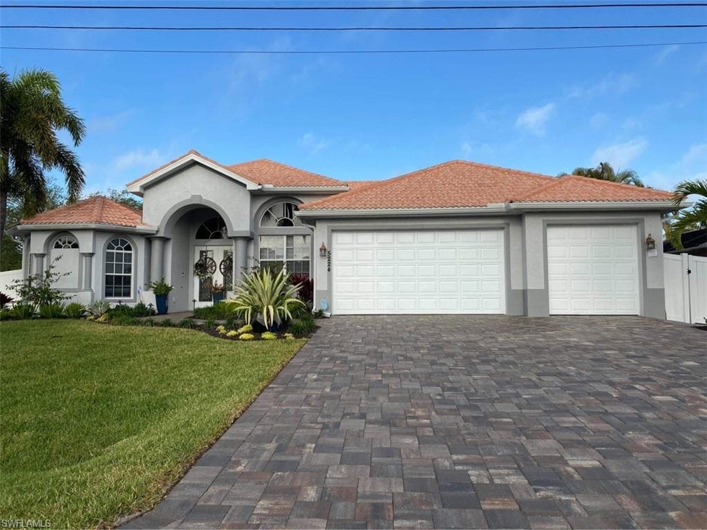 5224 SW 18th AVE CAPE CORAL, FL 33914
