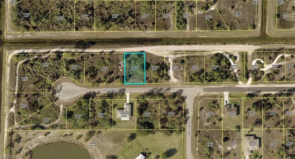 921 Gleason ST LEHIGH ACRES, FL 33974