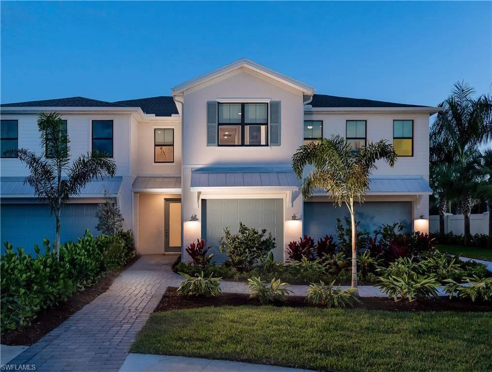 13082 Pembroke DR NAPLES, FL 34105