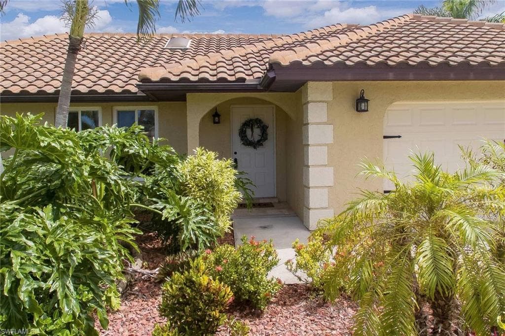 2107 SW 52nd ST CAPE CORAL, FL 33914