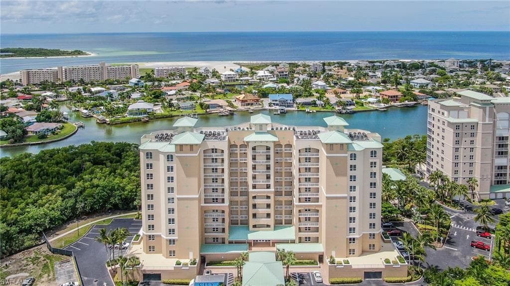 4182 Bay Beach LN 746 FORT MYERS BEACH, FL 33931