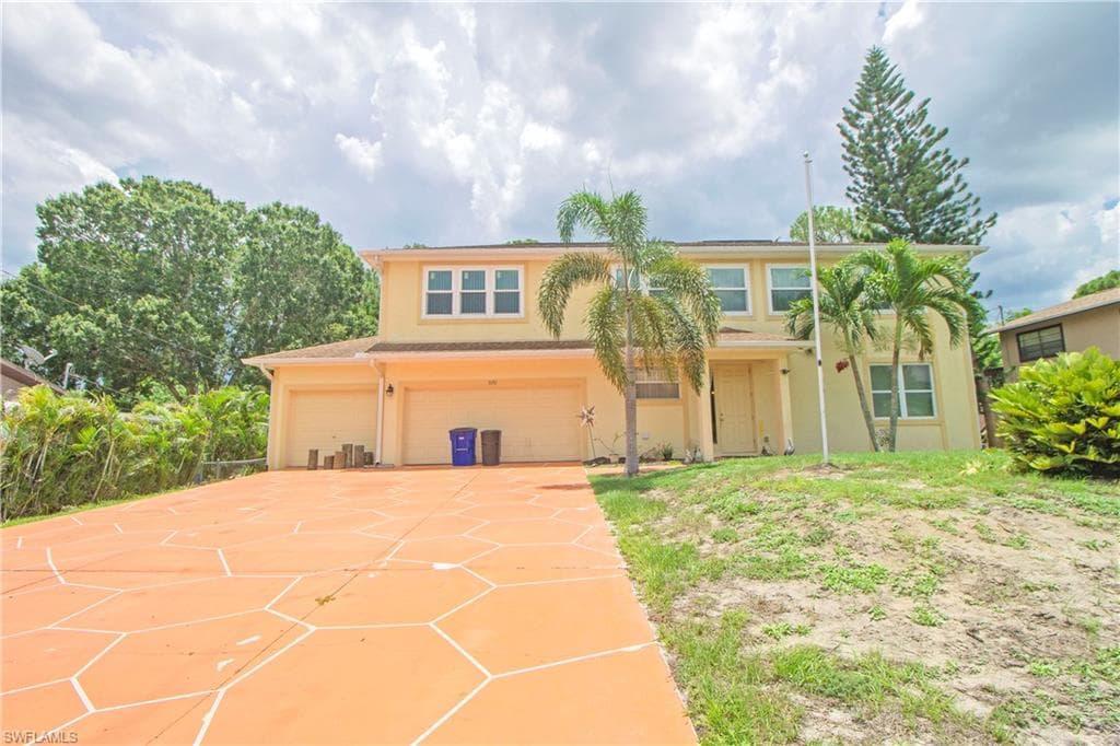8192 New Jersey BLVD FORT MYERS, FL 33967