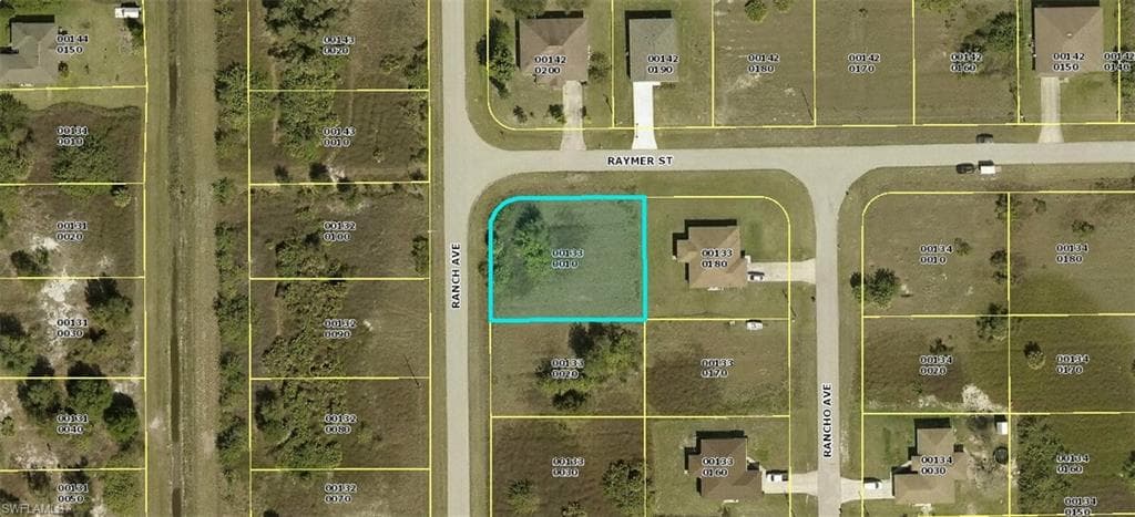 335 Ranch AVE LEHIGH ACRES, FL 33974