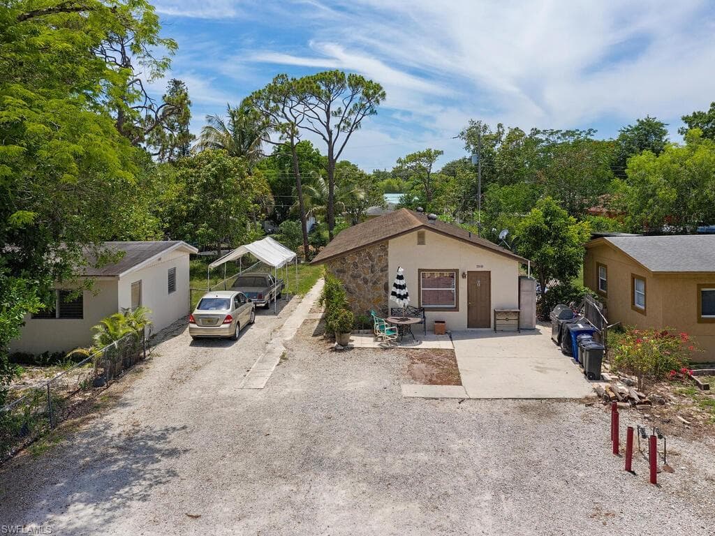 26690/692 Cape Verde LN BONITA SPRINGS, FL 34135