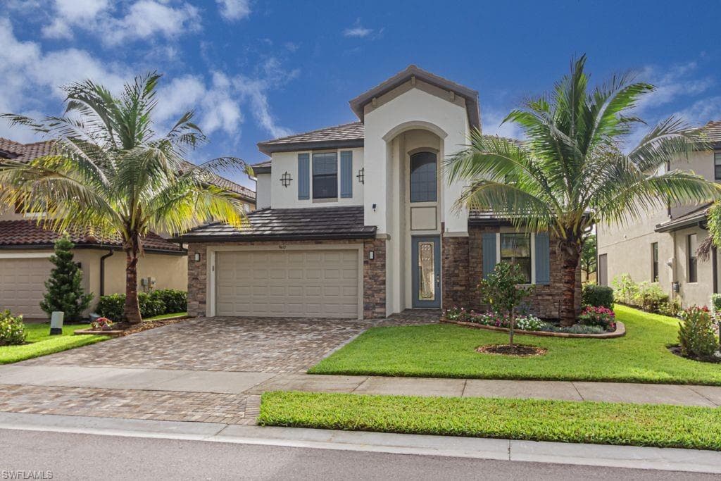 9417 Glenforest DR NAPLES, FL 34120