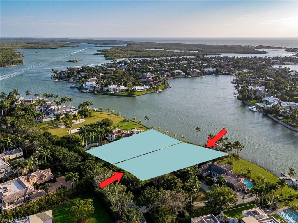 1818 Galleon DR NAPLES, FL 34102