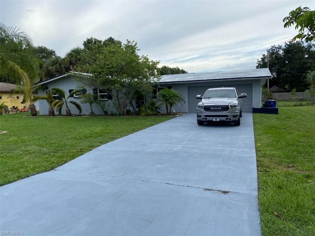 788 March ST NORTH FORT MYERS, FL 33903