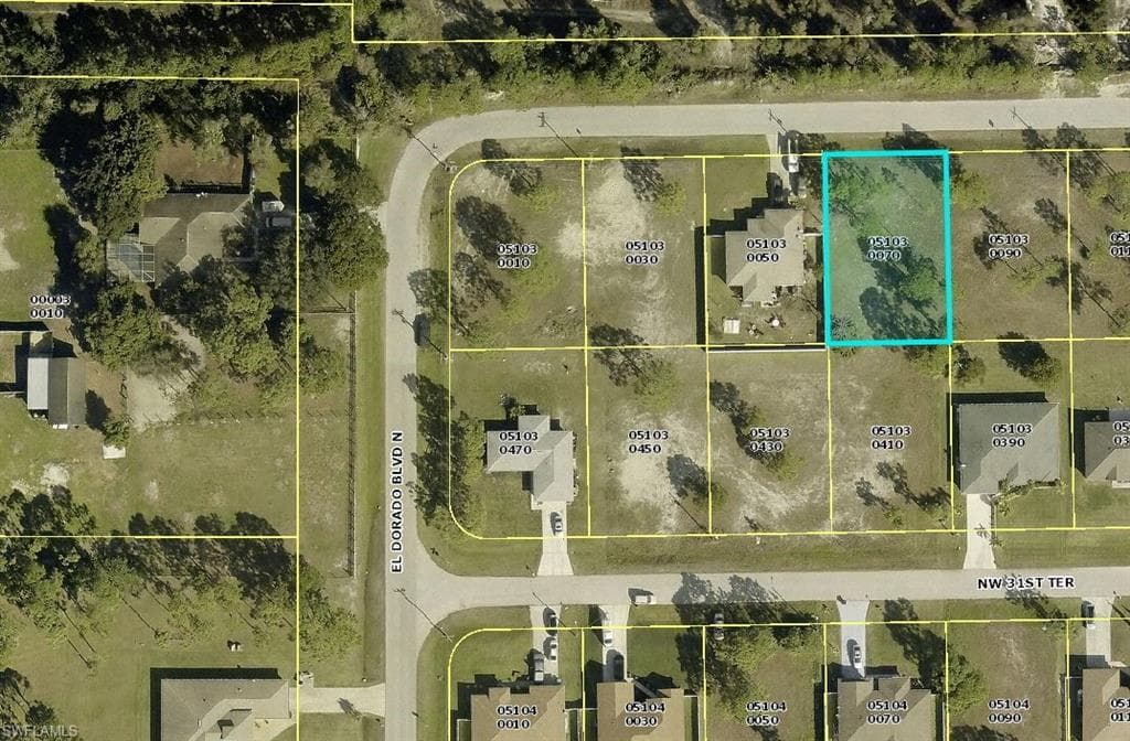 2316 Jacaranda PKY W CAPE CORAL, FL 33993