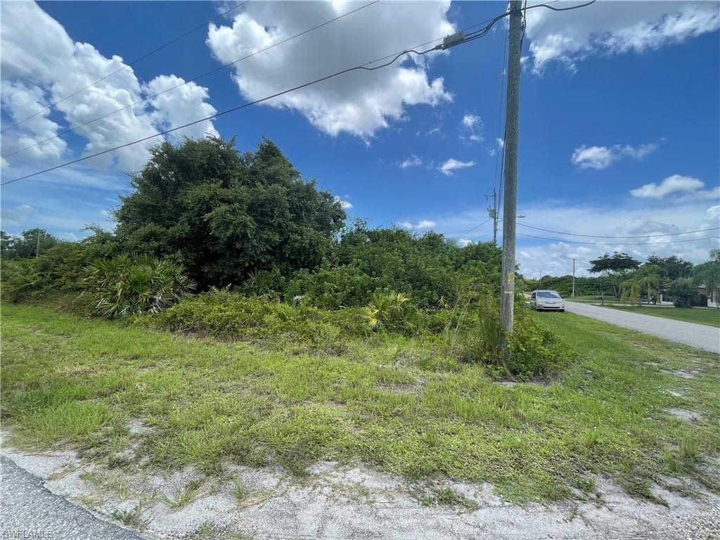 3601 20th ST SW LEHIGH ACRES, FL 33976