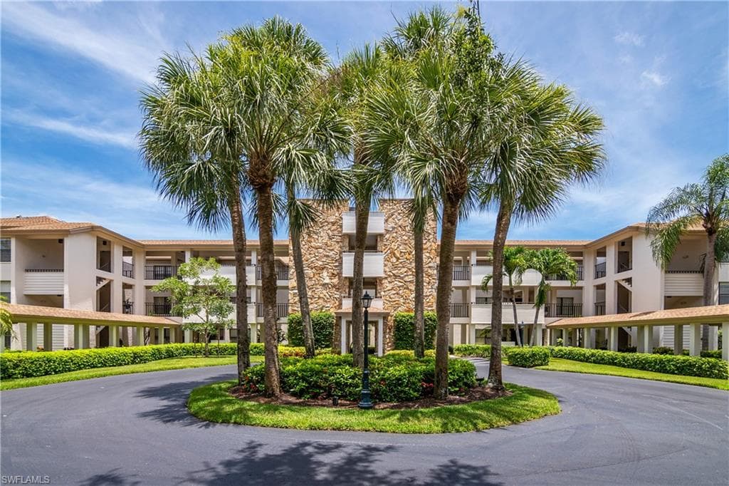 500 Wyndemere WAY E-304