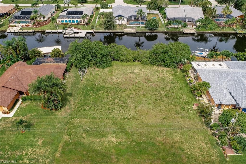 4304 SW 1st PL CAPE CORAL, FL 33914