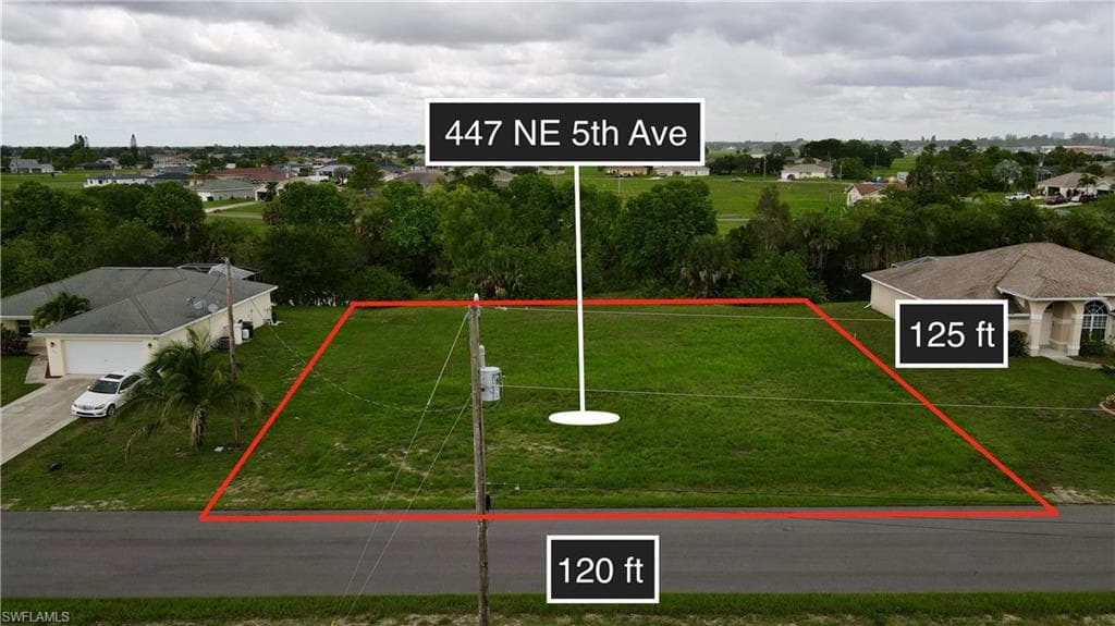 447 NE 5th AVE CAPE CORAL, FL 33909