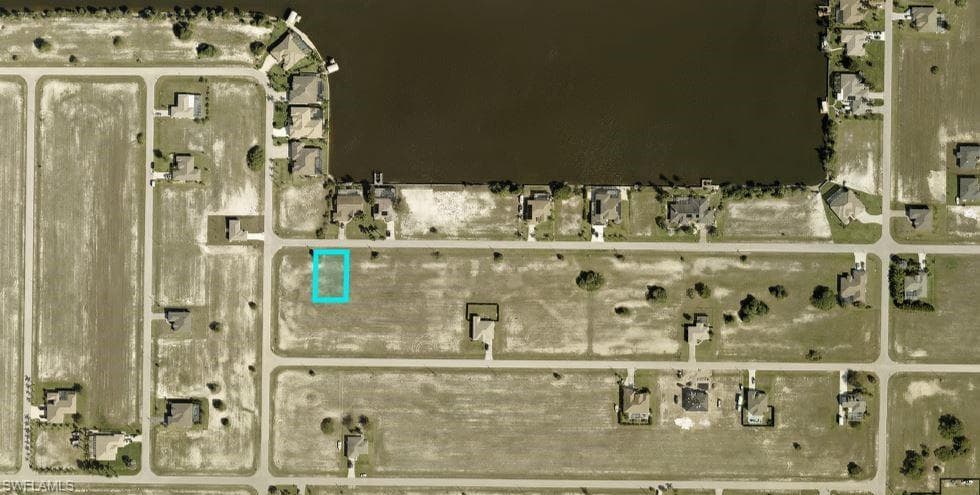 4330 NW 35th ST CAPE CORAL, FL 33993