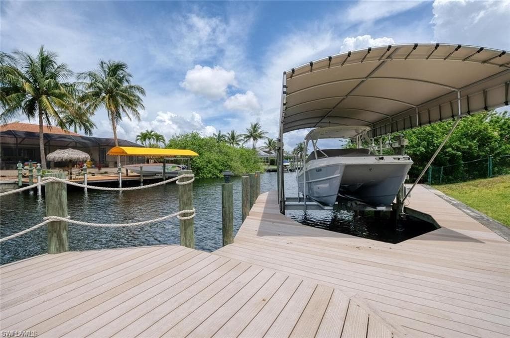 5332 SW 21st PL CAPE CORAL, FL 33914
