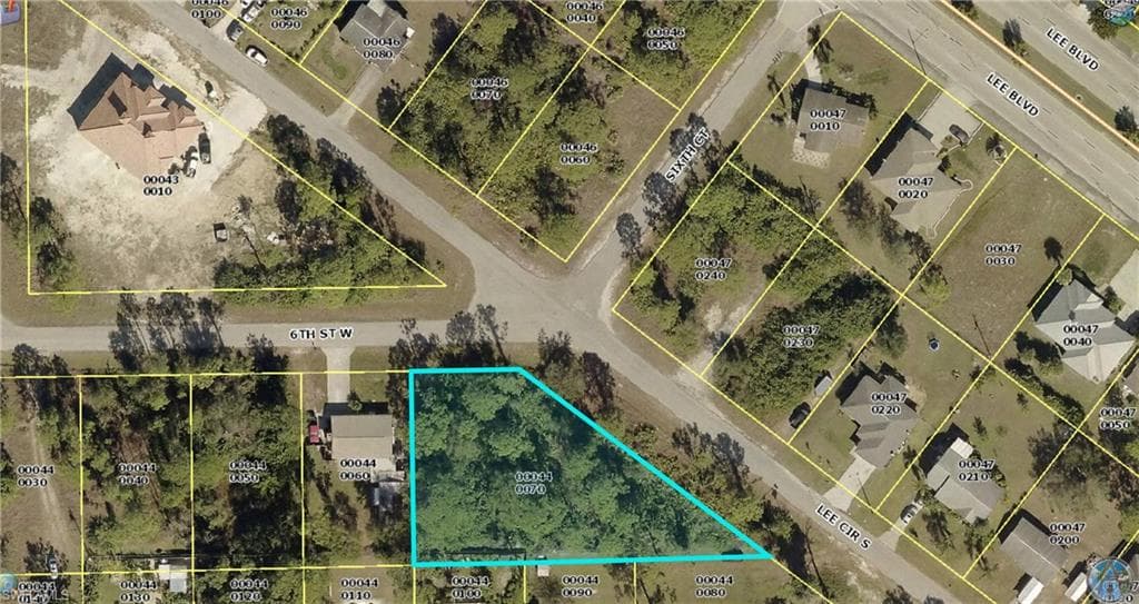 5101 6th ST W LEHIGH ACRES, FL 33971