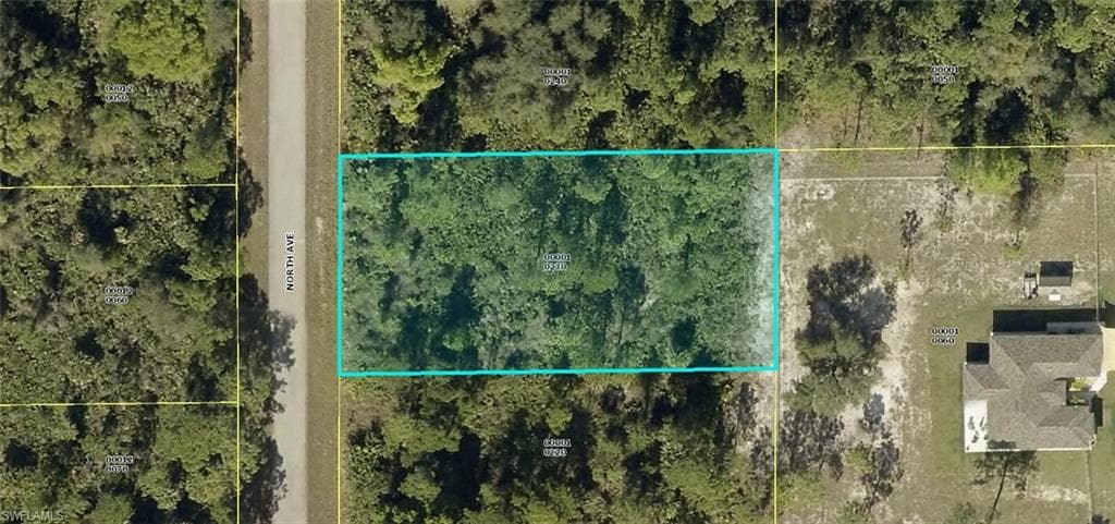 416 North AVE LEHIGH ACRES, FL 33972