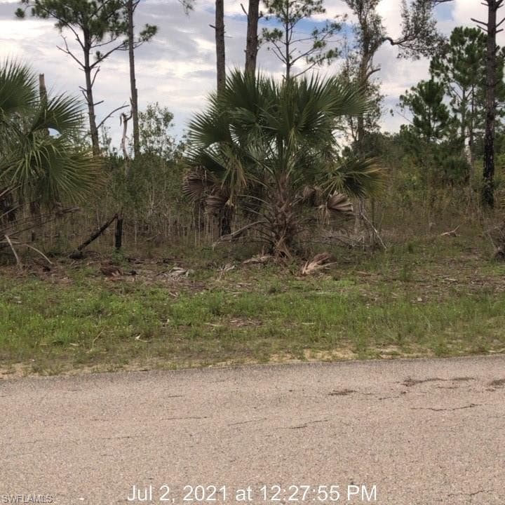 2516 21st ST W LEHIGH ACRES, FL 33971
