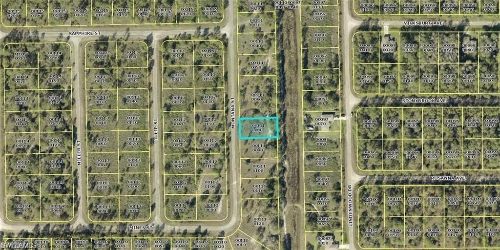 1852 Montana ST LEHIGH ACRES, FL 33972