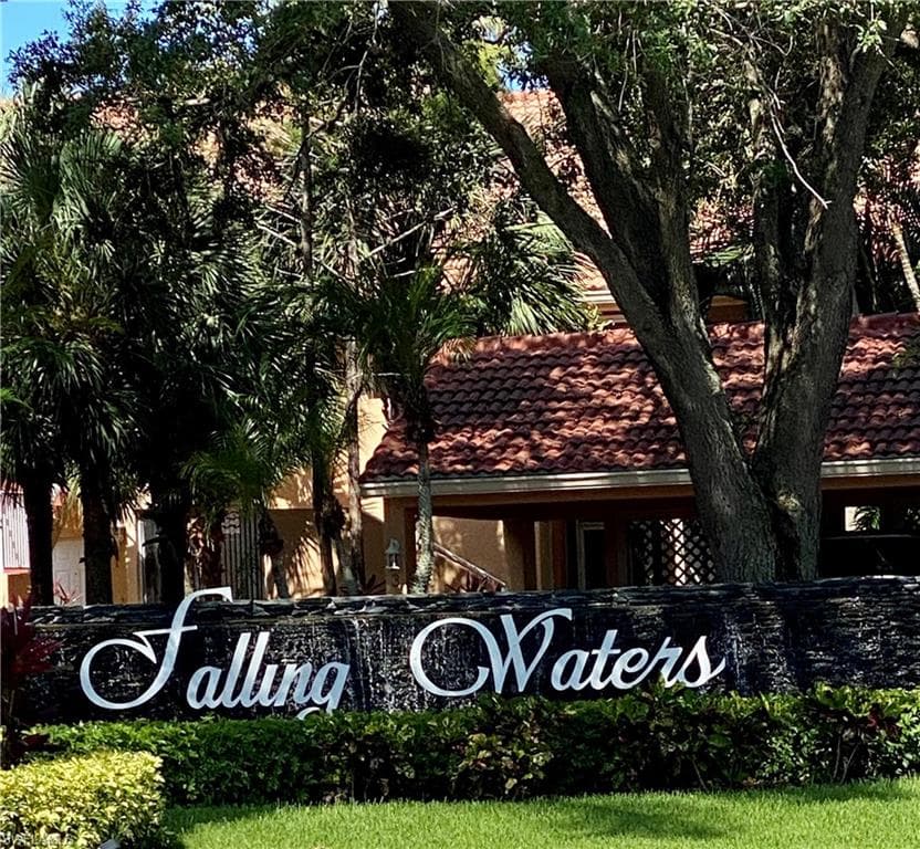 2345 Hidden Lake DR 4 NAPLES, FL 34112