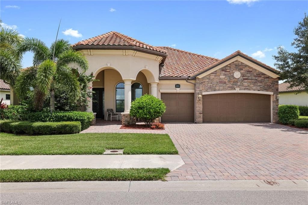 18061 Bonita National BLVD BONITA SPRINGS, FL 34135