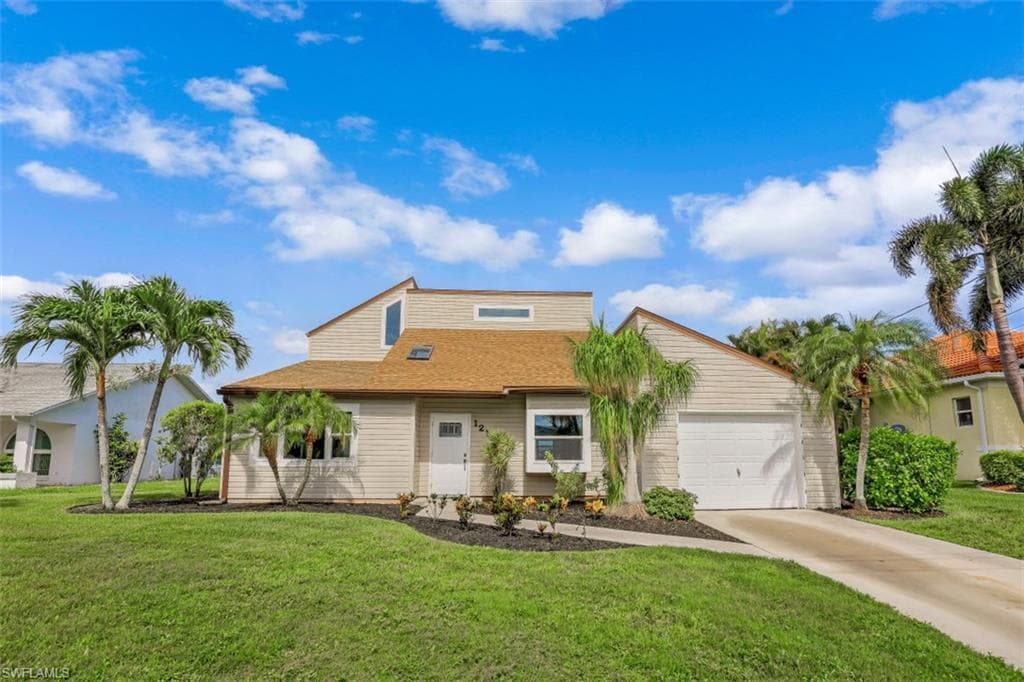 1210 4th CT CAPE CORAL, FL 33991