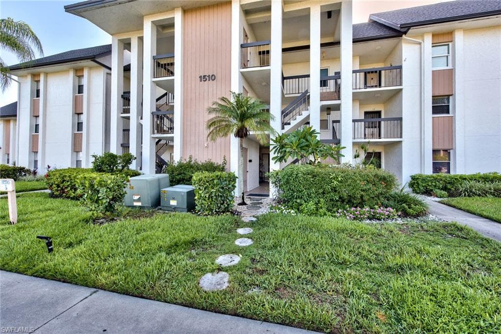 1510 Imperial Golf Course BLVD 123 NAPLES, FL 34110