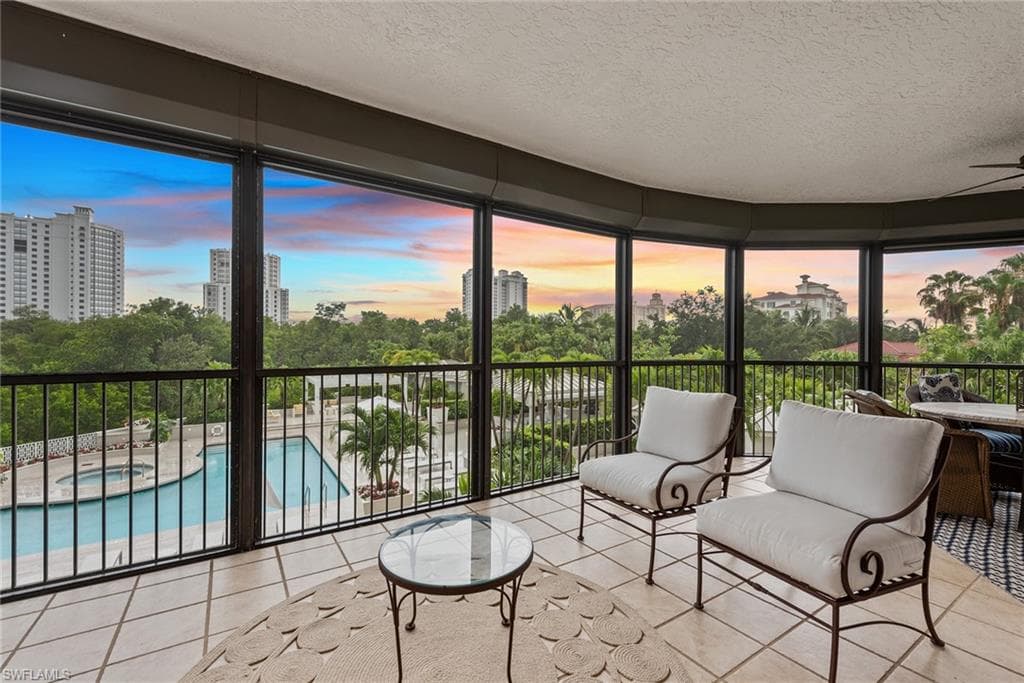 8930 Bay Colony DR 204 NAPLES, FL 34108