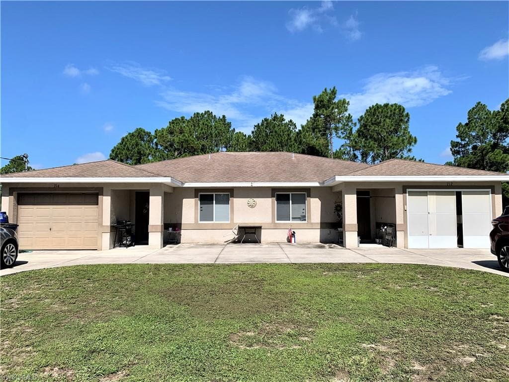 712 Holmes AVE LEHIGH ACRES, FL 33974