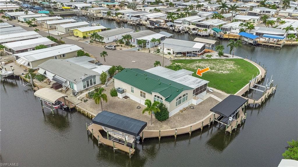 3116 Bowsprit LN ST. JAMES CITY, FL 33956