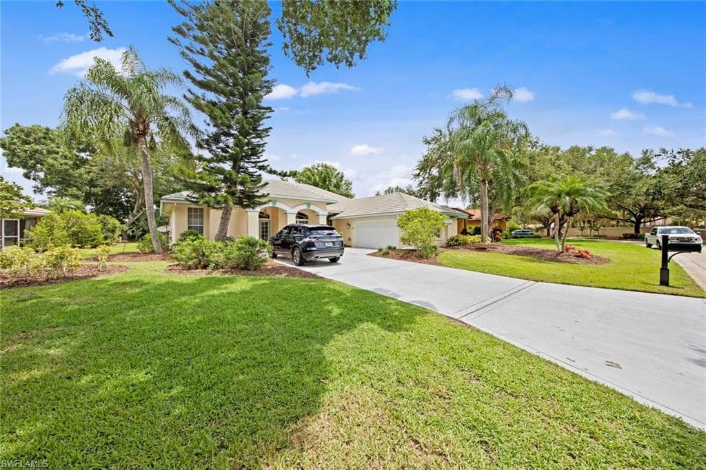 11401 Bent Pine DR FORT MYERS, FL 33913