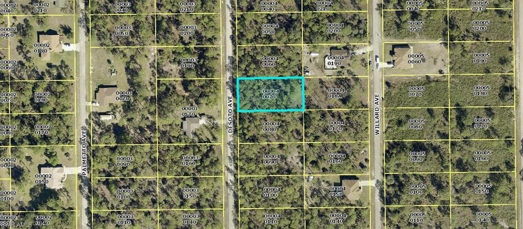 1610 Desoto AVE LEHIGH ACRES, FL 33972