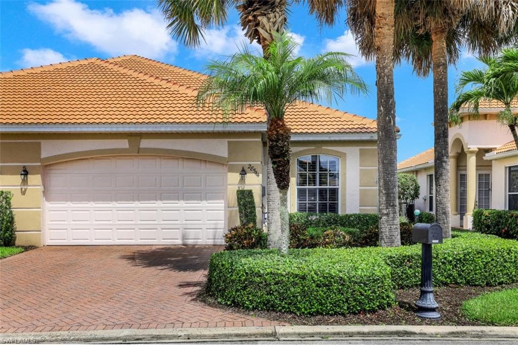 28544 F B Fowler CT BONITA SPRINGS, FL 34135
