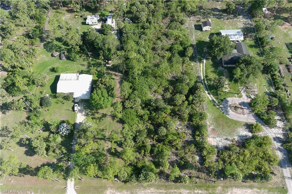 3660 4th AVE NE NAPLES, FL 34120