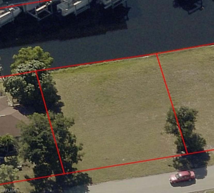 1910 Ottersrest LN CAPE CORAL, FL 33990