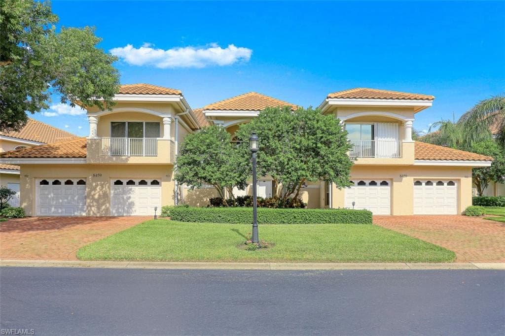 8459 Abbington CIR 9-922 NAPLES, FL 34108