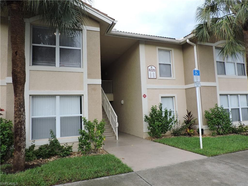 8225 Ibis Club DR 206 NAPLES, FL 34104