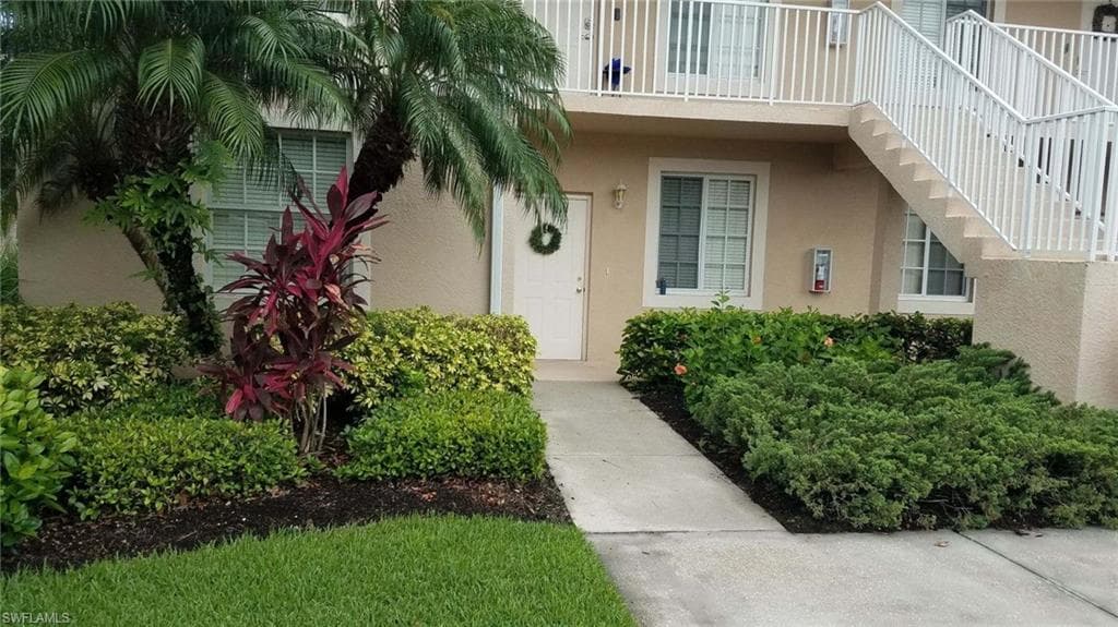 2865 Cypress Trace CIR 7-101 NAPLES, FL 34119