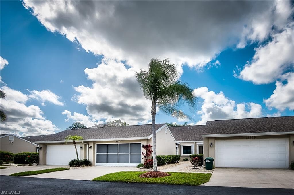 12227 SW Kingsway CIR C-2 LAKE SUZY, FL 34269