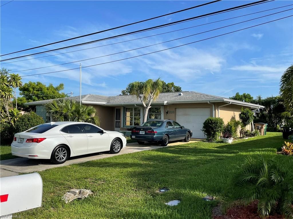 1113 SE 21st ST CAPE CORAL, FL 33990