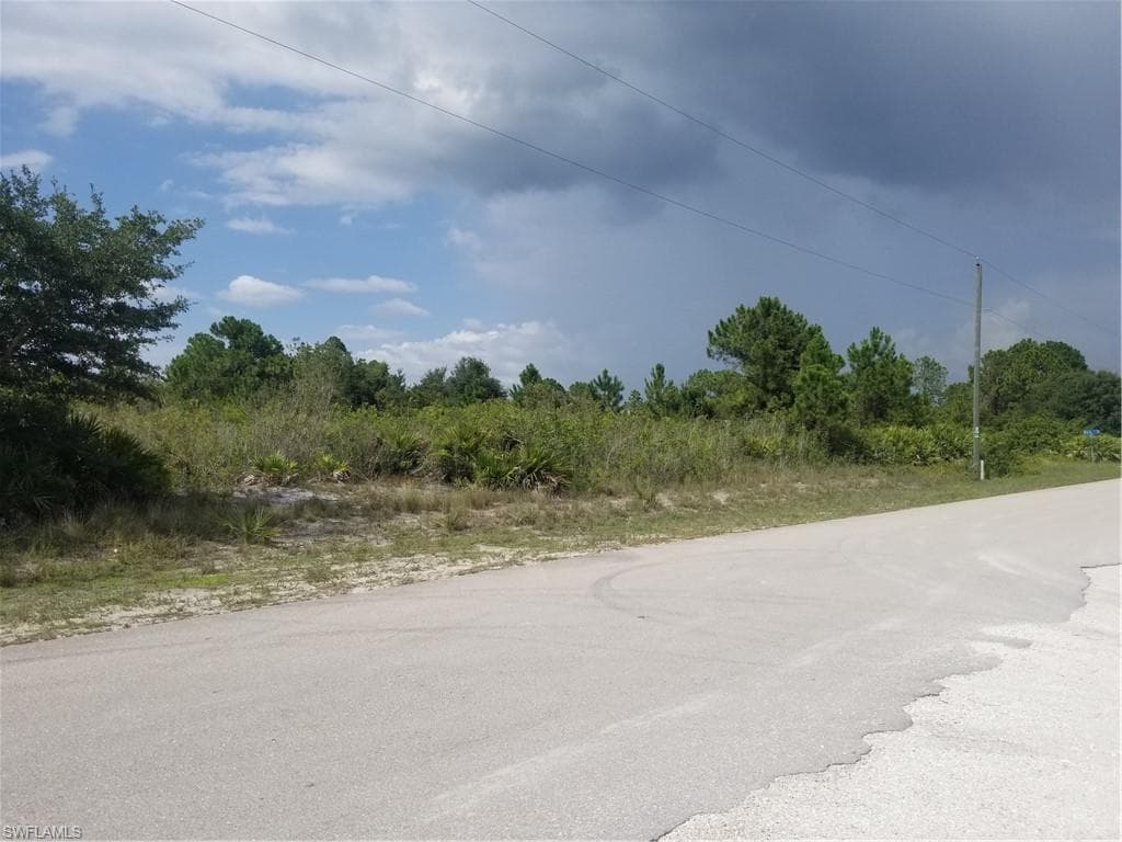 2604 47th ST W LEHIGH ACRES, FL 33971