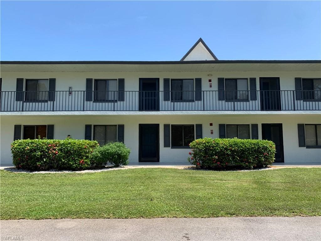 1101 Rosemary CT A-103 NAPLES, FL 34103