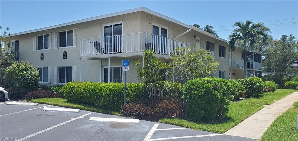 232 Palm DR 47-7 NAPLES, FL 34112