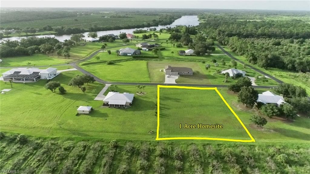 5253 Emmitts RUN FORT DENAUD, FL 33935