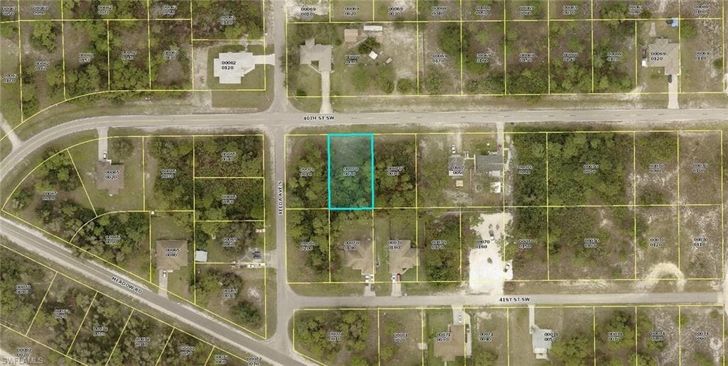3717 40th ST SW LEHIGH ACRES, FL 33976