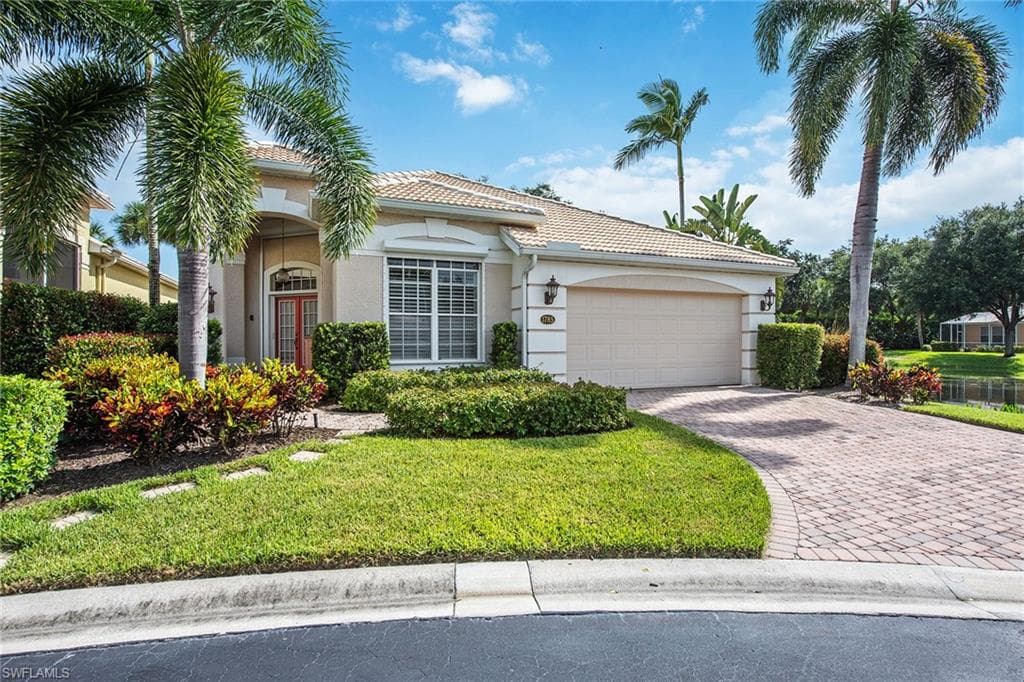 1785 Marsh RUN NAPLES, FL 34109